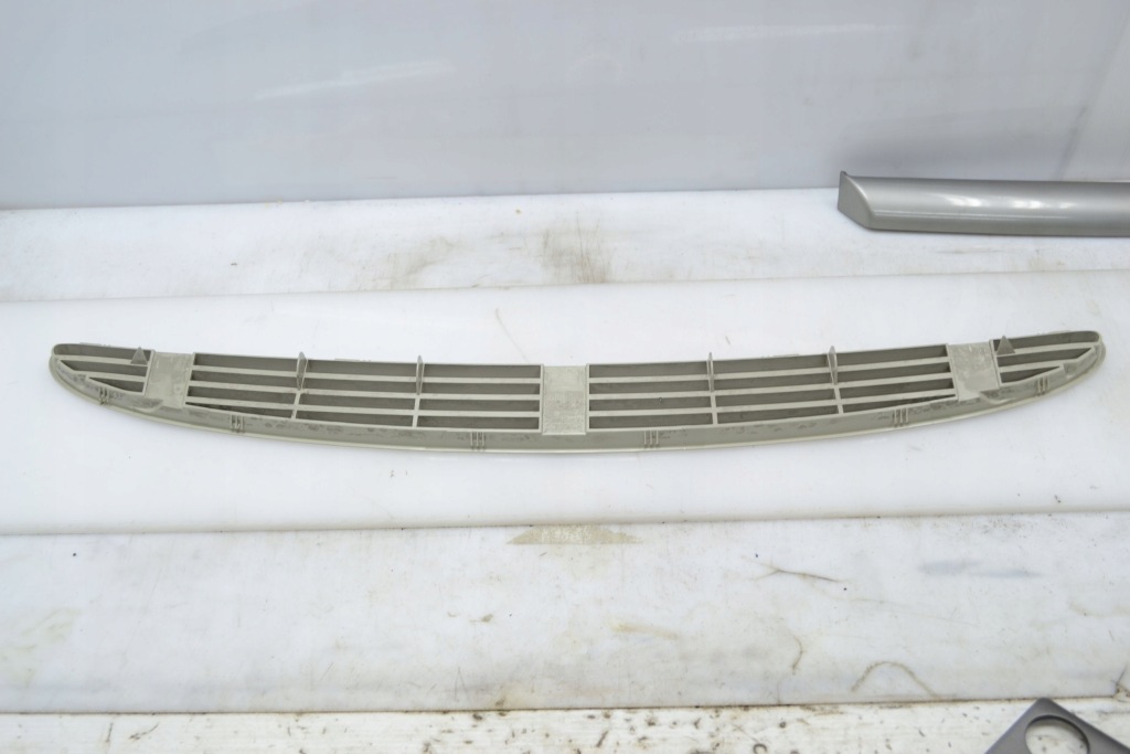 Решітка задній полиця saab 93 9-3 02-12r в Україні