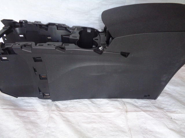 фото №3, Renault kadjar туннель средний бардачок подлокотник