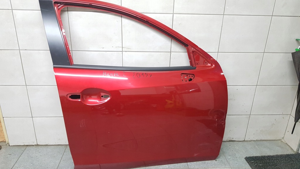 Купити Двері правий перед mazda 2