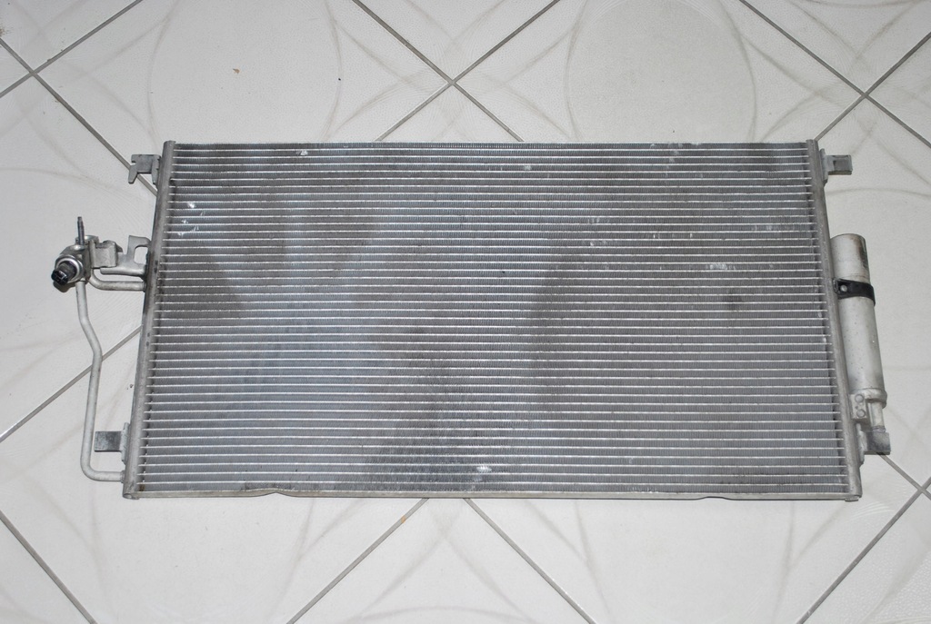 фото №1, Радиатор кондиционера sprinter оригинал mercedes