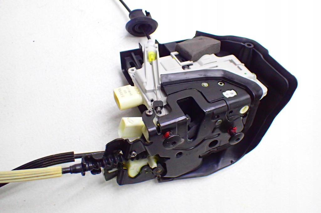 фото №16, Audi a8 4h d4 замки доводчики двері kpl 4f0837060