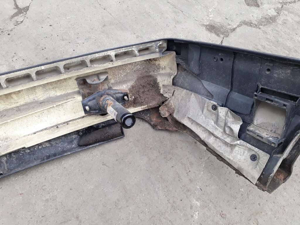 фото №6, Бампер задня kompletny bmw e36 sedan