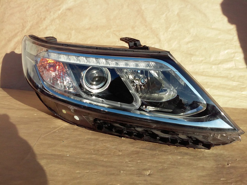 фото №1, Kia sorento правая ксенон led комплектная лампа