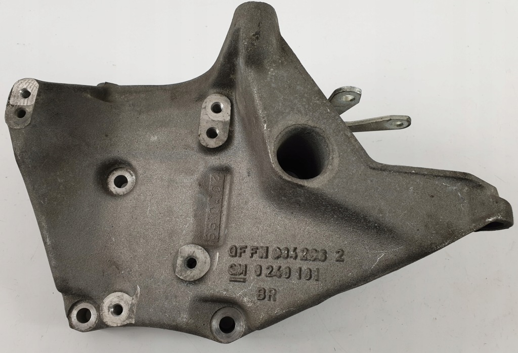 Купити Кронштейн основа генератор vectra b 2.5 v6 9240101br
