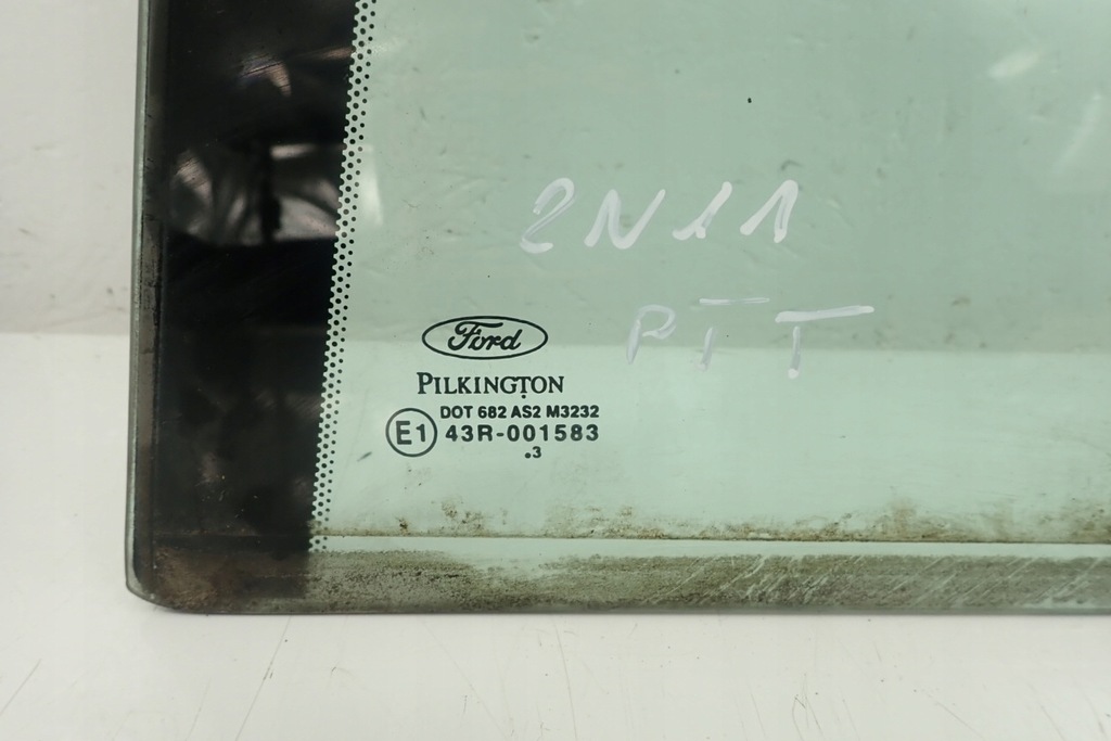 фото №4, Ford fusion 2n11 стекло треугольник задний правый 2003r