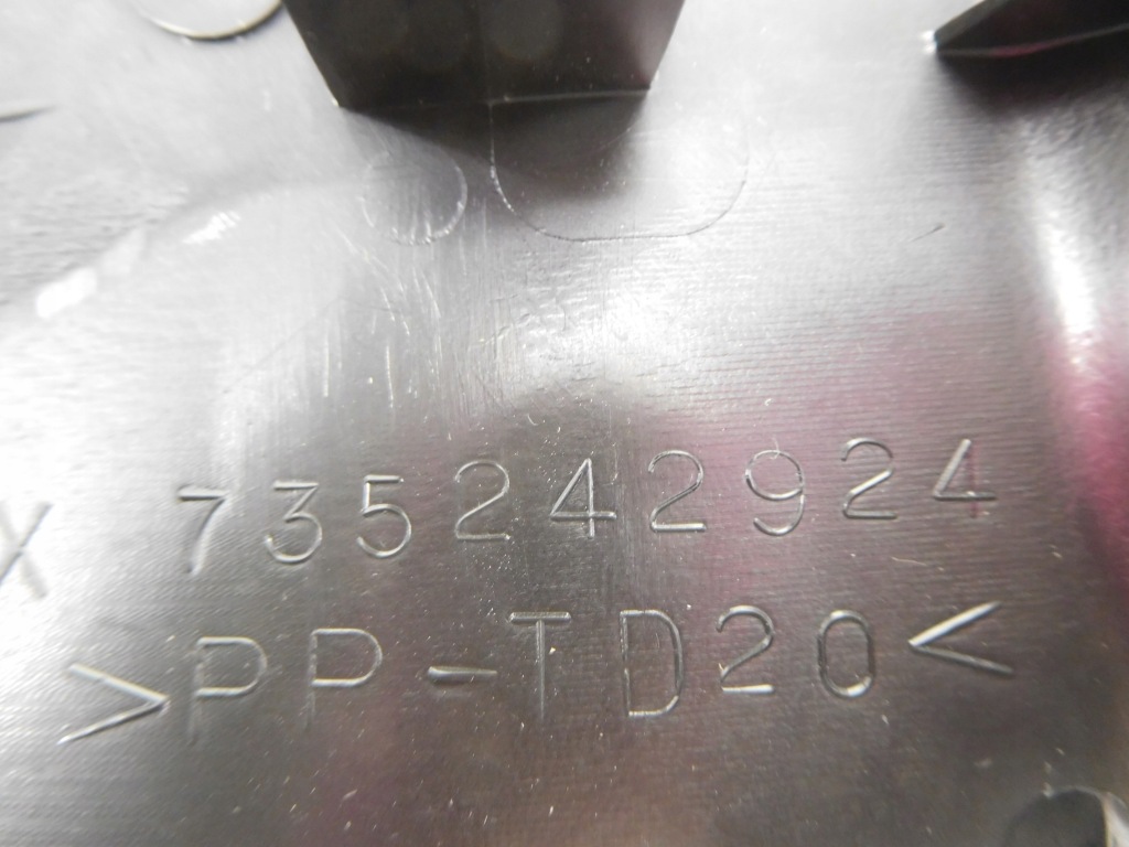 Кутик накладка дзеркало rh multipla 735428407 Недорого