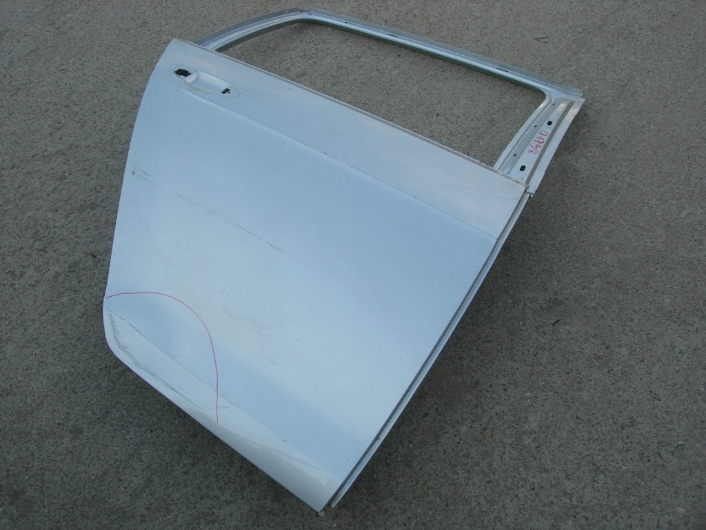 Дверь r задняя vw passat b8 kombi 5g9833312d Цена
