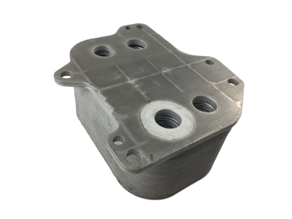 фото №9, Радиатор масла vw golf vii 03n117021