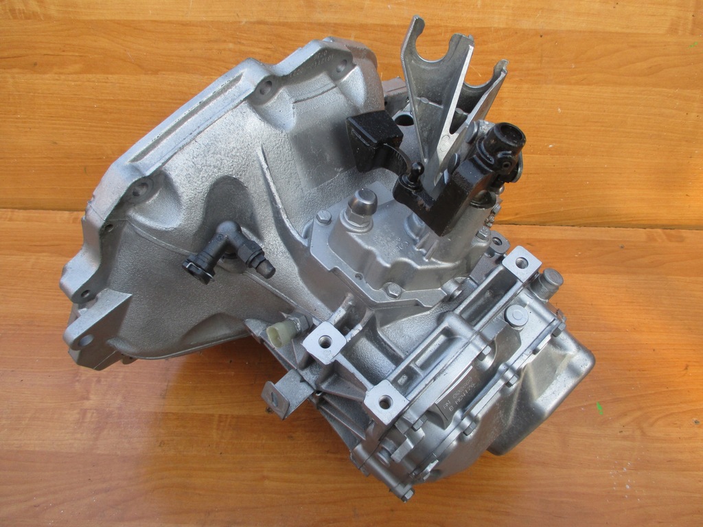 фото №13, Chevrolet cruze orlando 1.6 1.8 штифт блокирующий выборщик передач