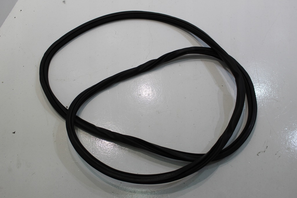 фото №1, Vw touareg 3 прокладка двері 760867911