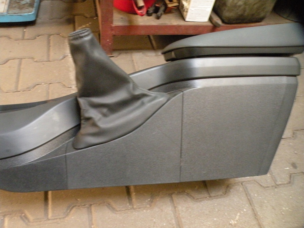 фото №6, Volvo v40 cc po 2012r подлокотник туннель eu