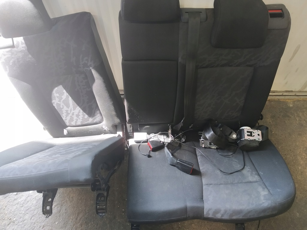 фото №8, Заднє сидіння салон сидіння peugeot 3008