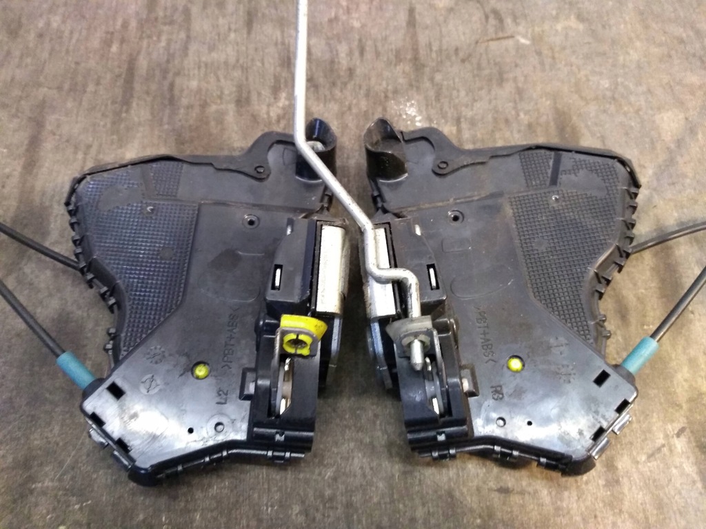 фото №1, Замок двері лівий правий toyota iq 2010 2011 2012