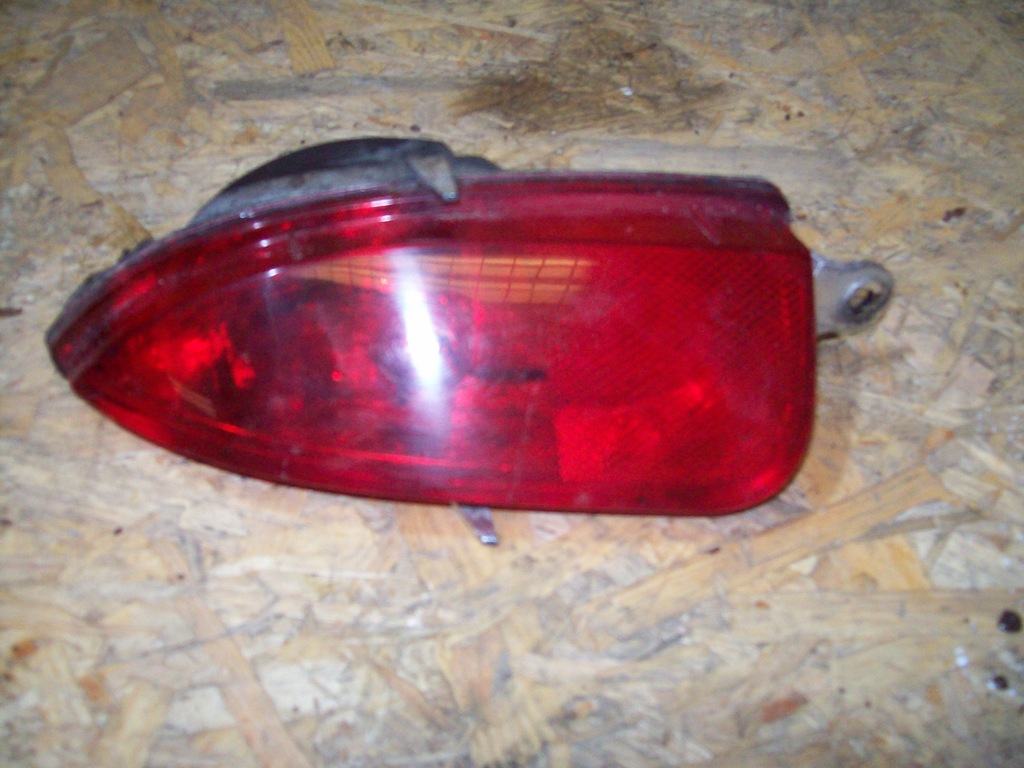 фото №1, Opel corsa c 3d 05 r лампа rzeciwmgielna задняя