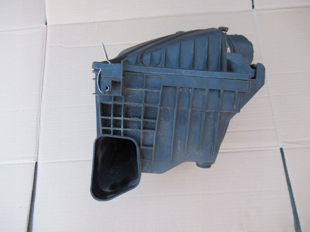 фото №4, Toyota auris ii корпус фільтра повітря 3465454