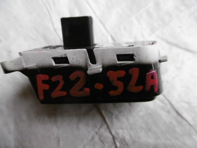 фото №4, Renault megane iv панель модуль передач 969443797r