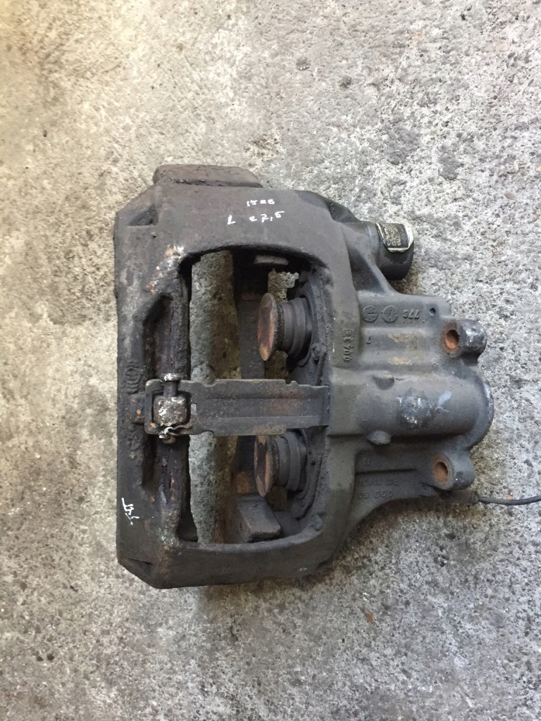 Купить Atego 1523 1828 суппорт тормозной задний  правый 22,5