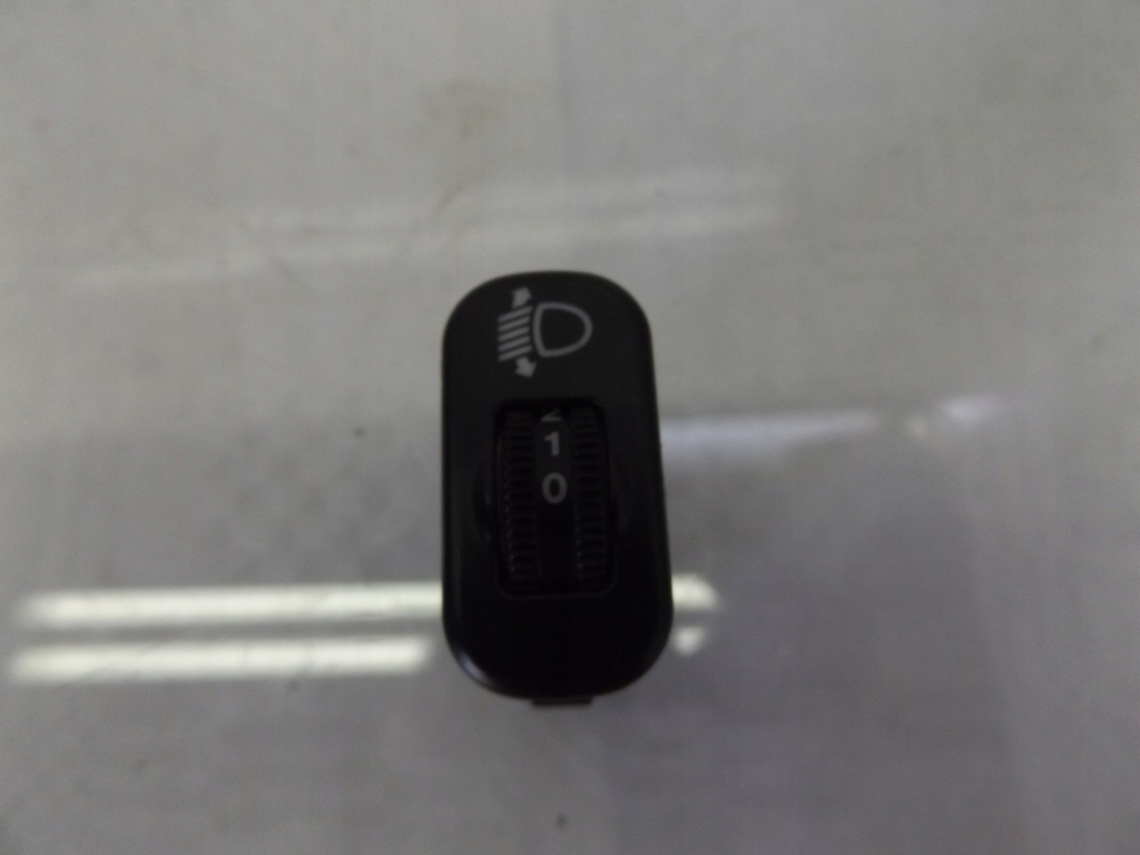 фото №1, Sprinter 901 переключатель высоты света