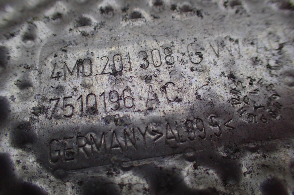 фото №4, Audi q7 4m захист теплова 4m0201308g