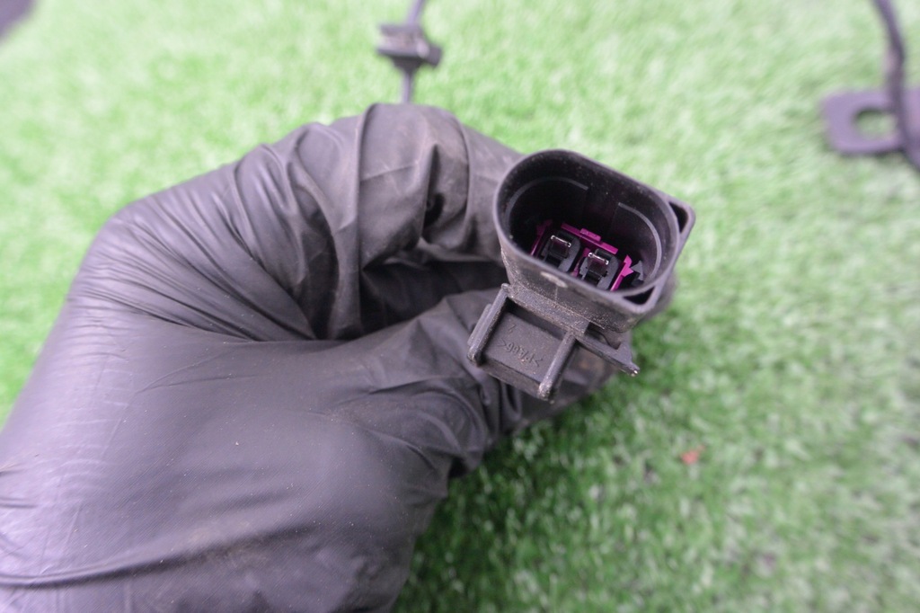 фото №6, Замок відкривання капот audi tt 8j