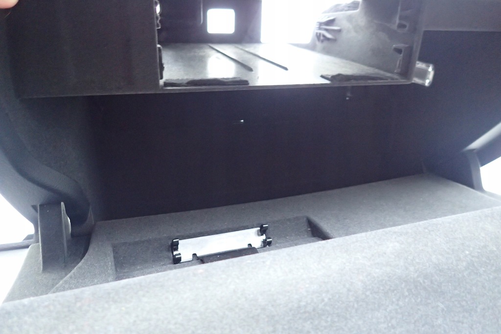 фото №7, Audi a3 8v sedan 10rok бардачок пасажира