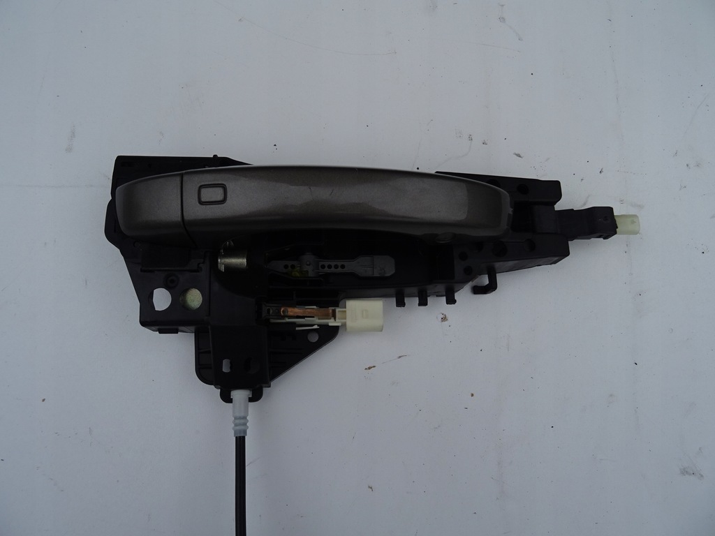 фото №1, Audi a6 a7 4g a8 ручка перед правая led kessy