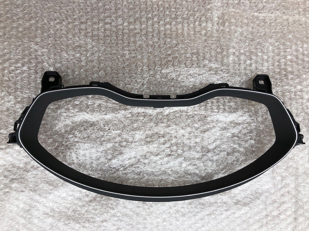 фото №1, Audi q5 fy рамка спидометра 80a857115