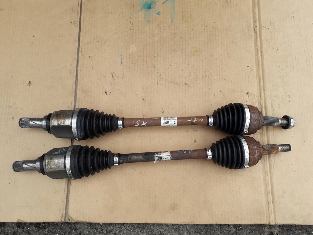 фото №1, Приводной вал левая dacia sandero 2 logan ii 12-