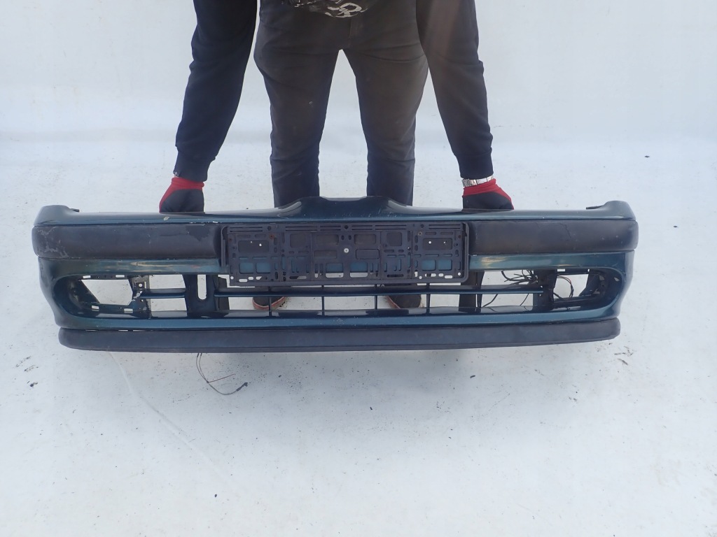 Renault megane 1 96-99 бампер перед передній Недорого