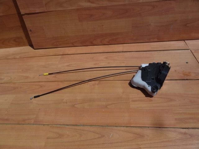 фото №1, Subaru xv 2012 замок дверь правый перед europa org