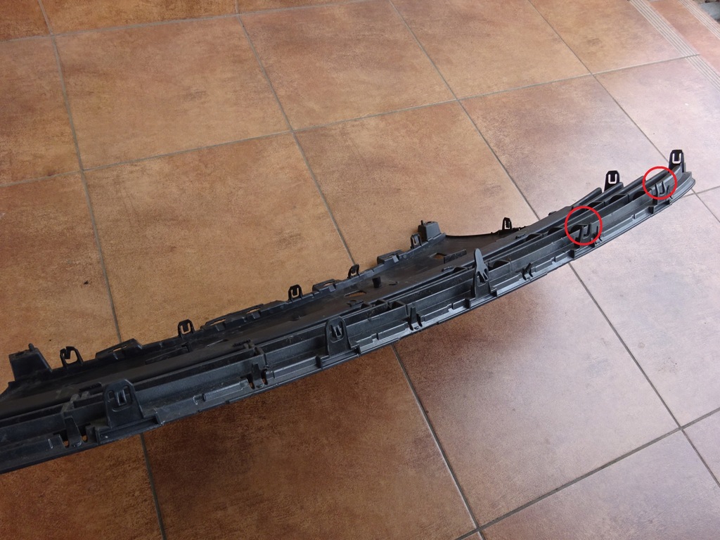 фото №11, Lexus ct200h lift 2014-2017 14-17 решітка середня