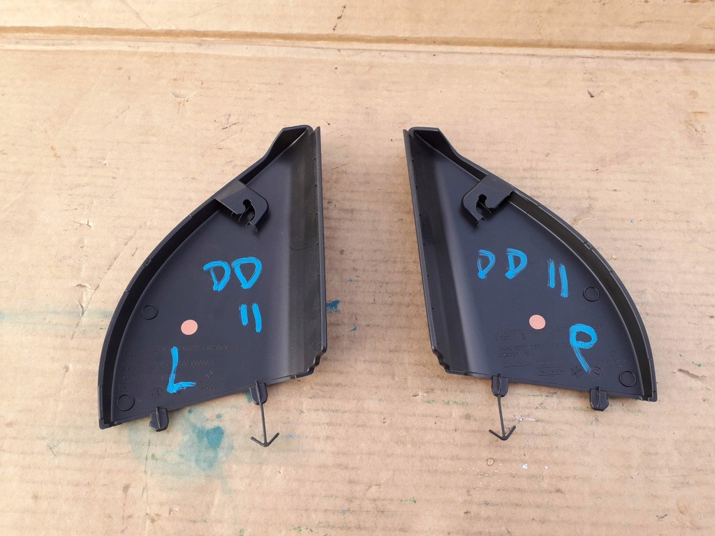 фото №2, Пластик трикутник внутрішній двері duster ii 17-