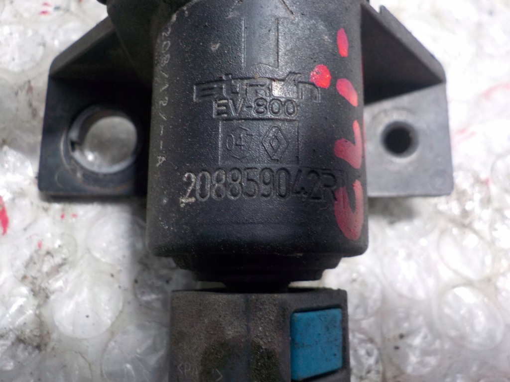 фото №4, Clio iii hb 1.5 dci клапан вакууму