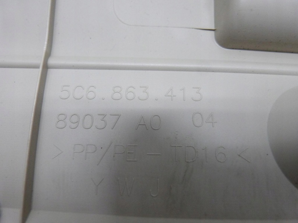 фото №9, Vw jetta vi sedan полка багажника задняя задняя 5c6863413