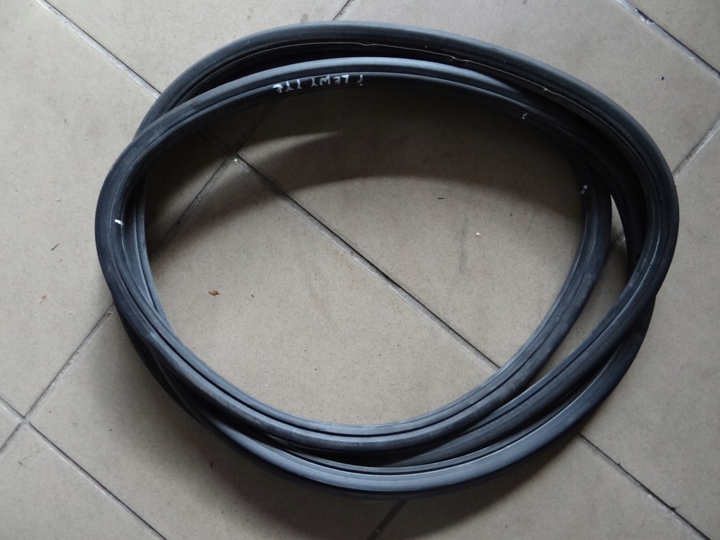 фото №5, Прокладка дверь перед 7l0817911d porsche cayenne