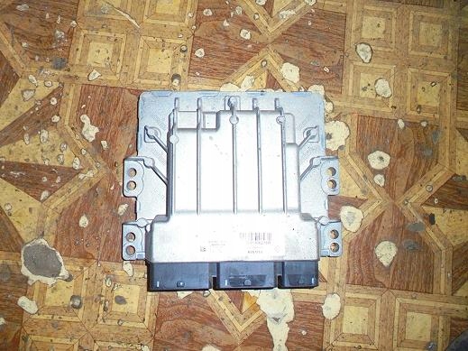 фото №1, Dacia бортовой компьютер 237106276r