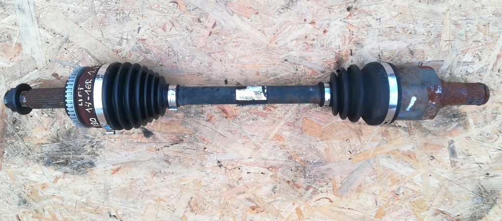 фото №1, Привідний вал półośka ліва hyundai i30 14-16 rok 1.7crdi