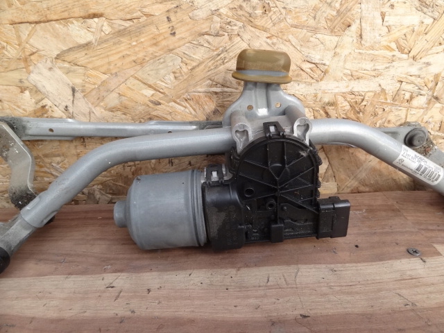 фото №4, Peugeot 208 2013 моторчик механизм дворник