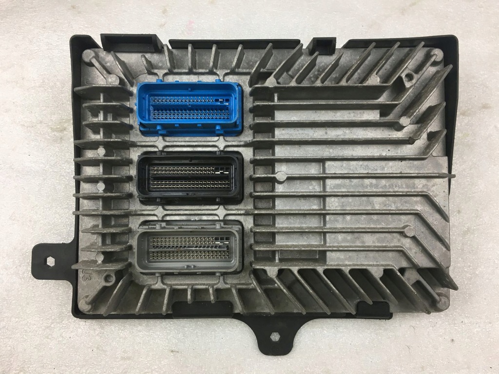 фото №1, Chevrolet traverse 13-17 бортовой компьютер двигателя 12657776