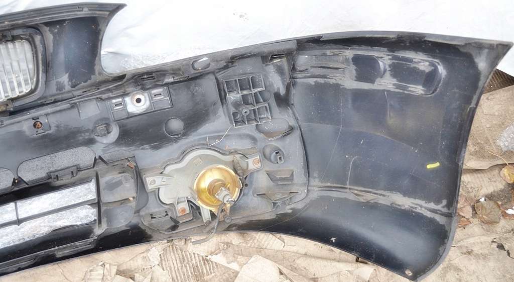 фото №10, Volvo s60 бампер перед с противотуманные фары хороший