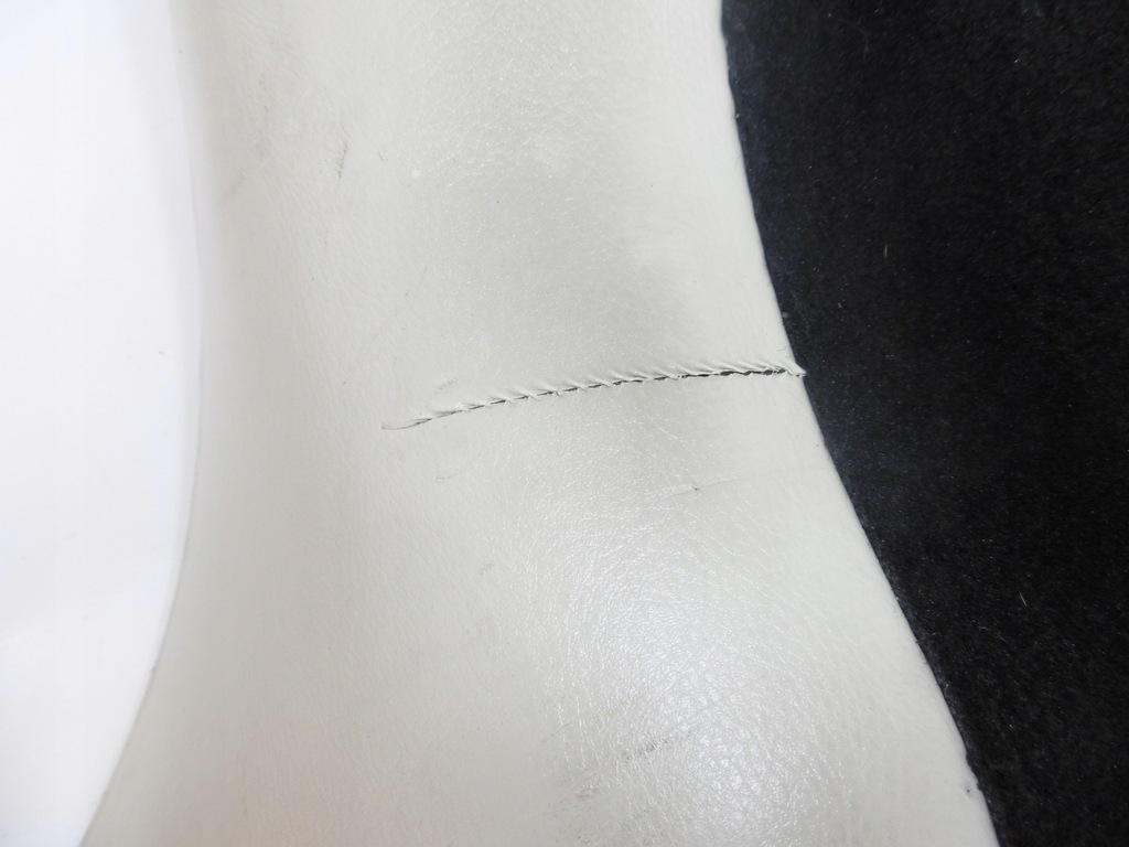 фото №4, Обшивка багажника правий range rover sport l320