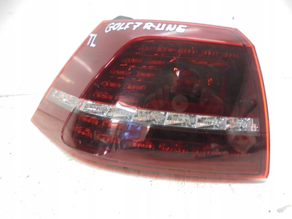 фото №1, Лампа левый задняя vw golf vii r-line 5g0945207c