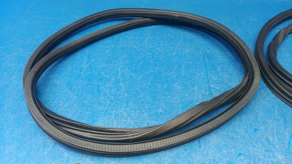 фото №6, Прокладка дверь кузовная porsche cayenne 7p5