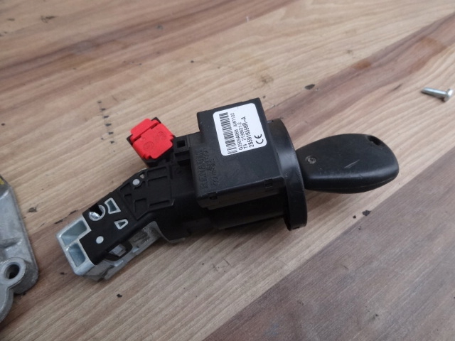 фото №4, Dacia lodgy 13r 1,5 dci бортовой компьютер набор 237102213r