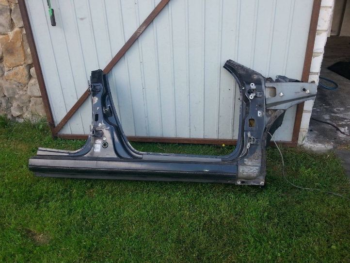 фото №1, Renault laguna ii - порог блок двигателя правый левый