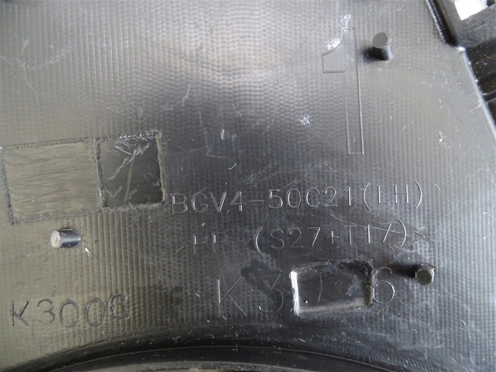 Решітка w бампер ліва mazda 3 iii lift po 2010 Зі Шроту