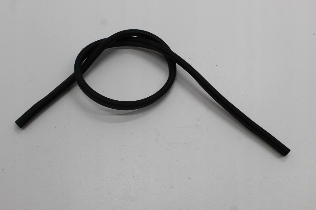 фото №1, Vw arteon прокладка капот 3g8823723