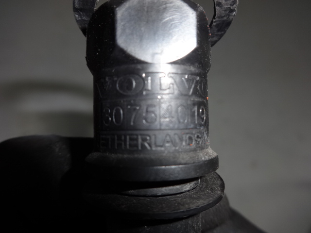 фото №2, Volvo c70 ii 06r- 2.4 b шланг кондиціонера