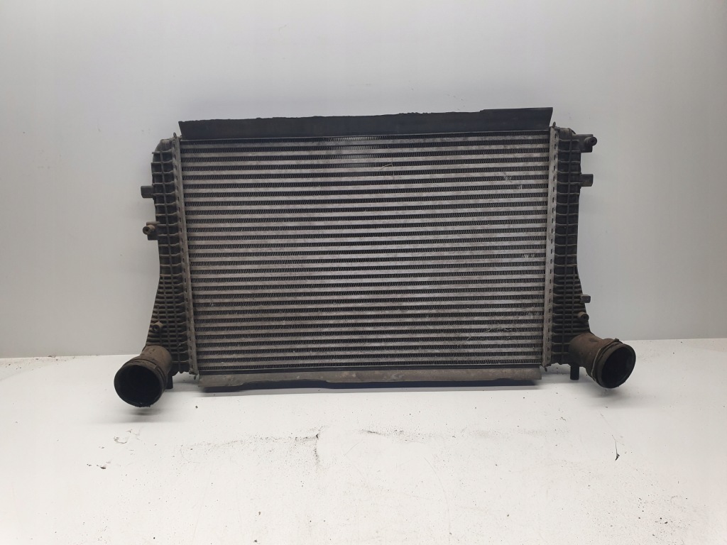 Купить Радиатор интеркулер vw passat b6 2,0 3c0145805p