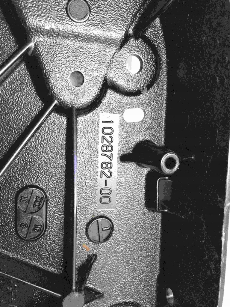 Купити Tesla x каркас рама двері лівий задня 1028782-00